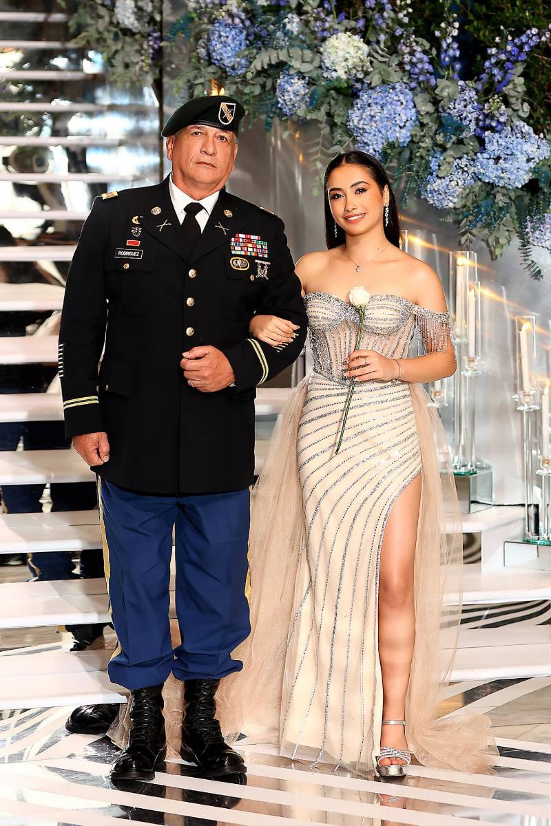 Estela Beatriz Rodríguez Trejo con su padre Felix Rodríguez Colon
