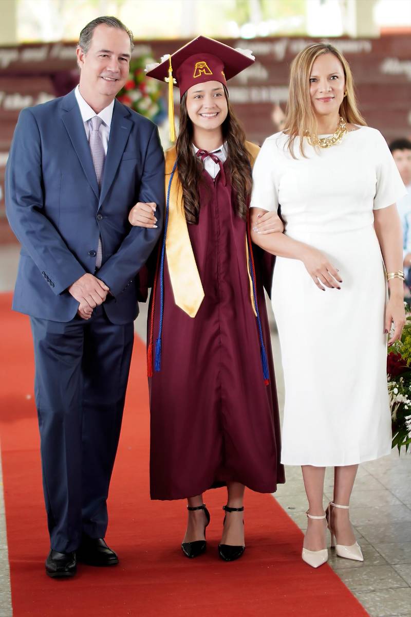 Graduación de los seniors 2026 de Mayan School