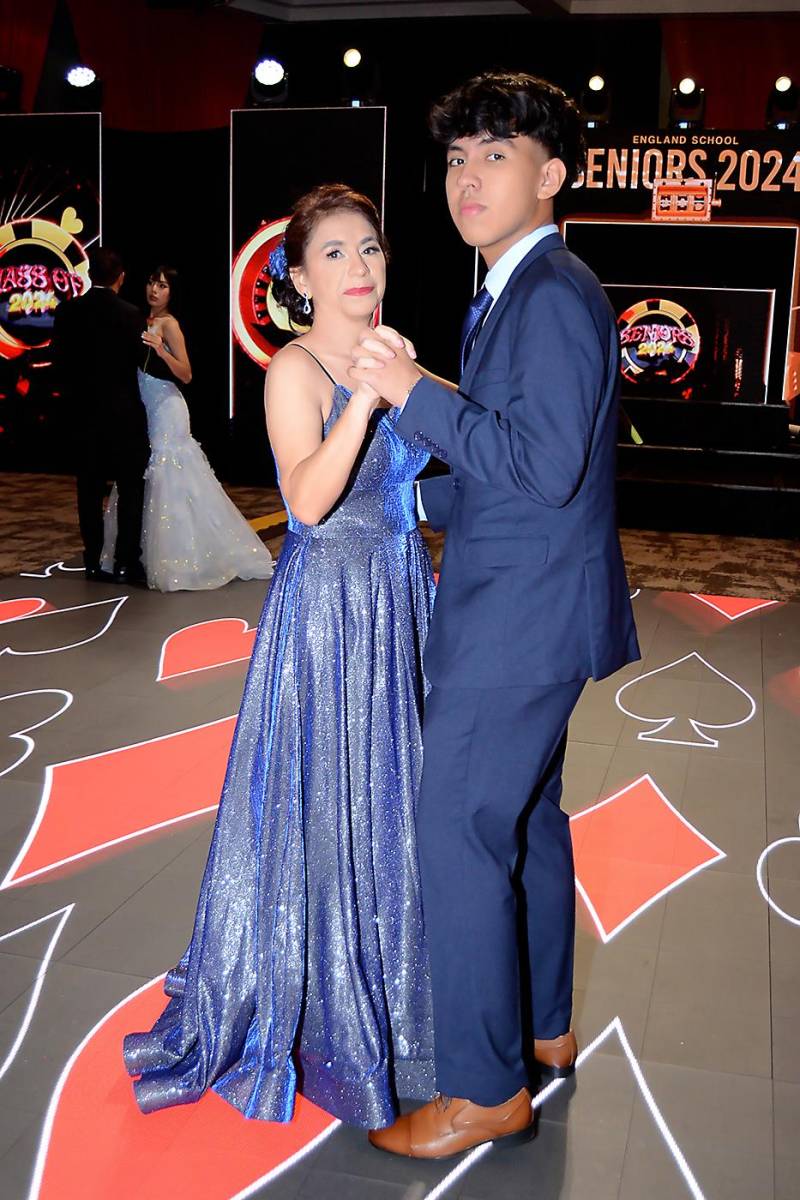 Lesli de Elvir y Dennis Alemán.