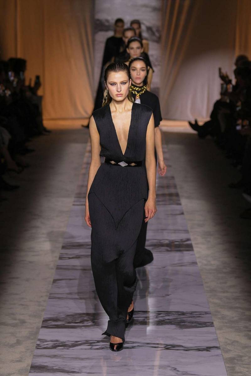 “Marbleous”: la colección Otoño-Invierno 24/25 de Roberto Cavalli