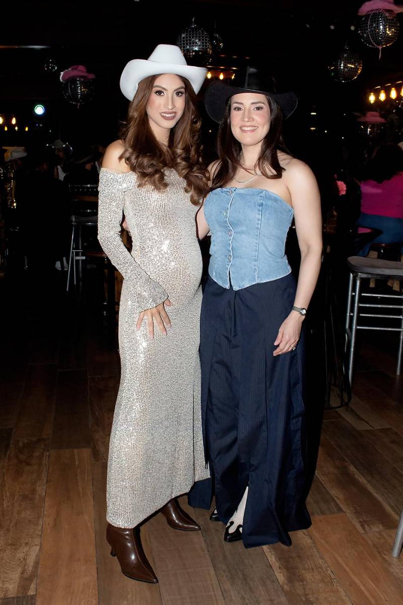 Rosyl Mejía y Lourdes Abufele.