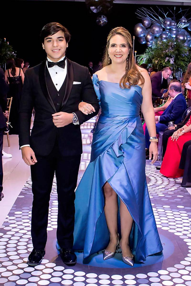 Julio Fernández y su hija Julieta Fernández.