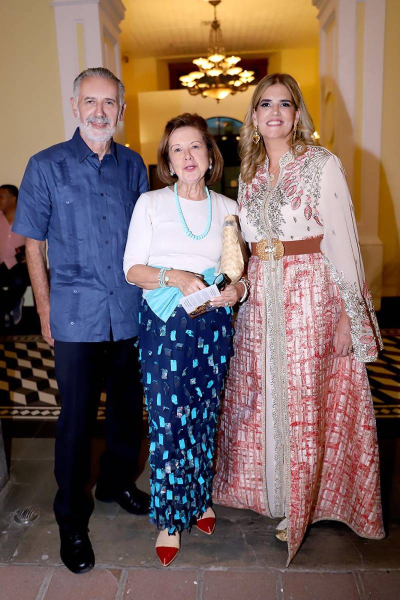 Walter Kaufmann, Reyna Argueta e Iovanna Ravelo.