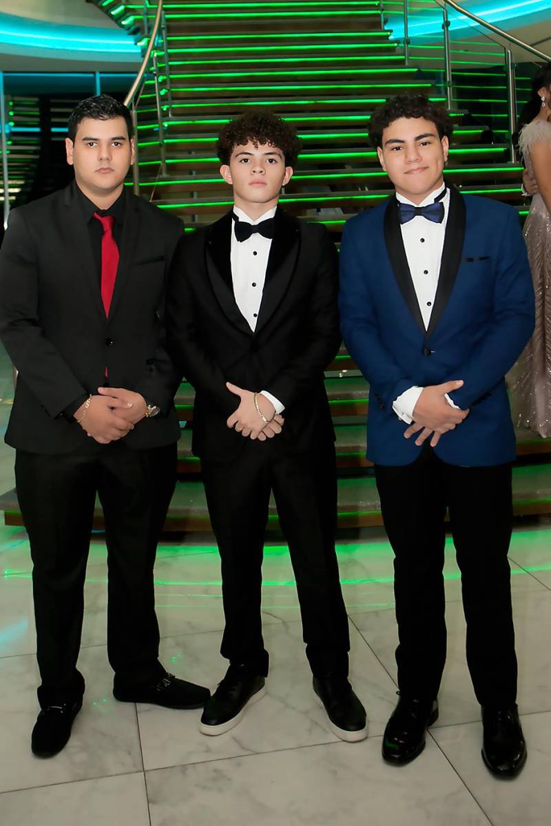 Joseph Canales, Robert Torres y Ricardo Moran.