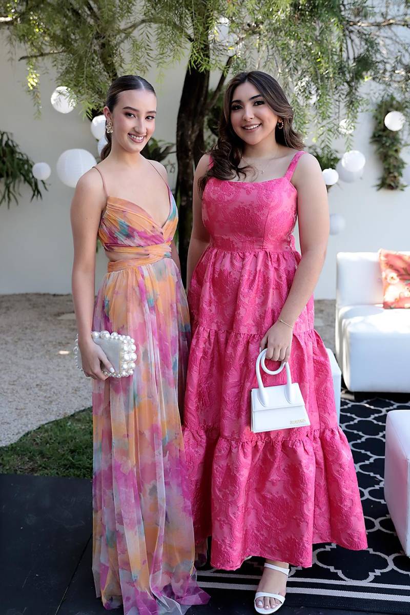 Victoria Mejía e Isabella Maradiaga.