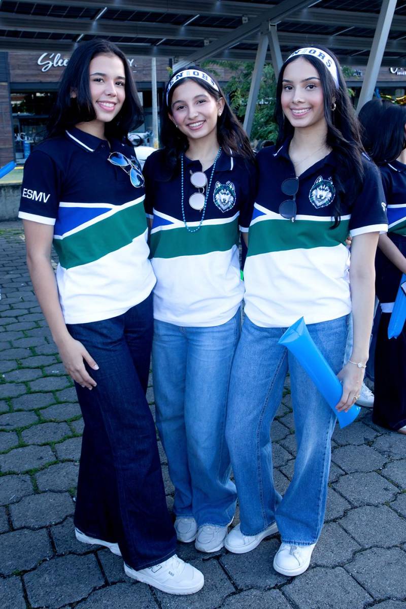 Virginia Herdocia, Mía Cruz y Karla Mejía.