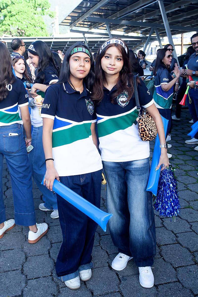 Valeria Umanzor y Marcela Linares.