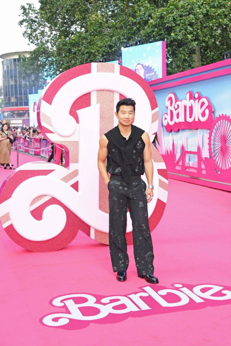Simu Liu en Fendi.