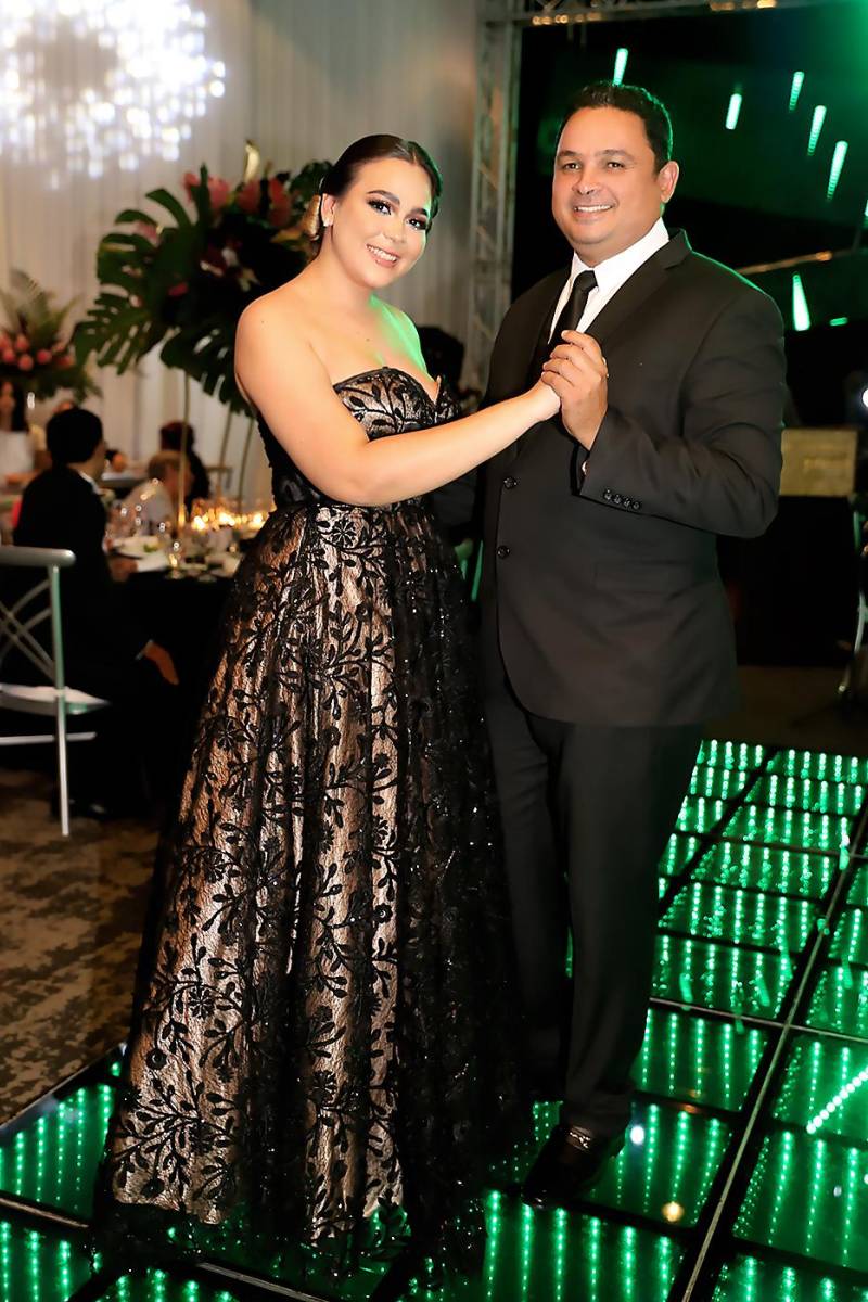 Sophia y Rigoberto Méndez