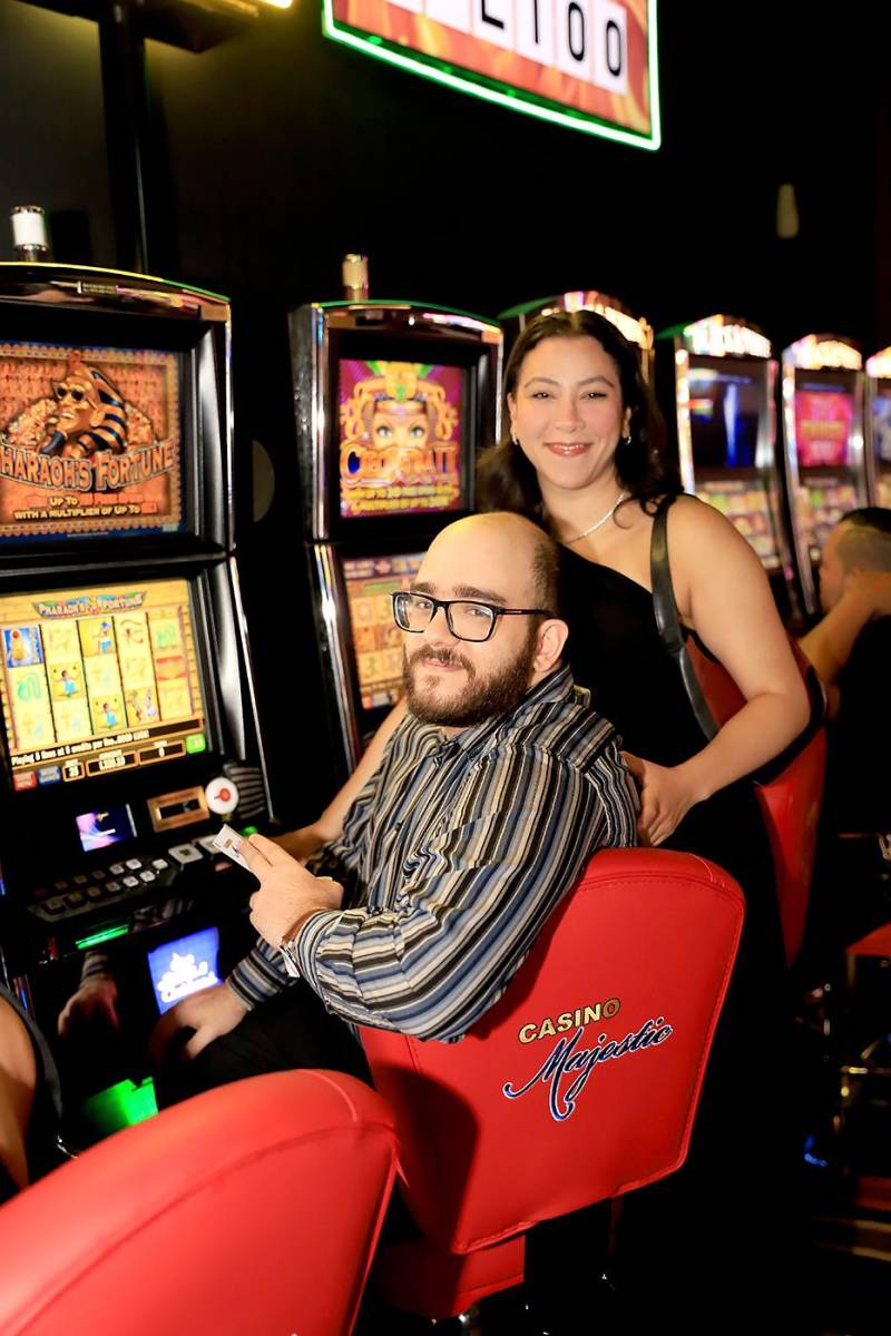 Grand Opening de Majestic Casino