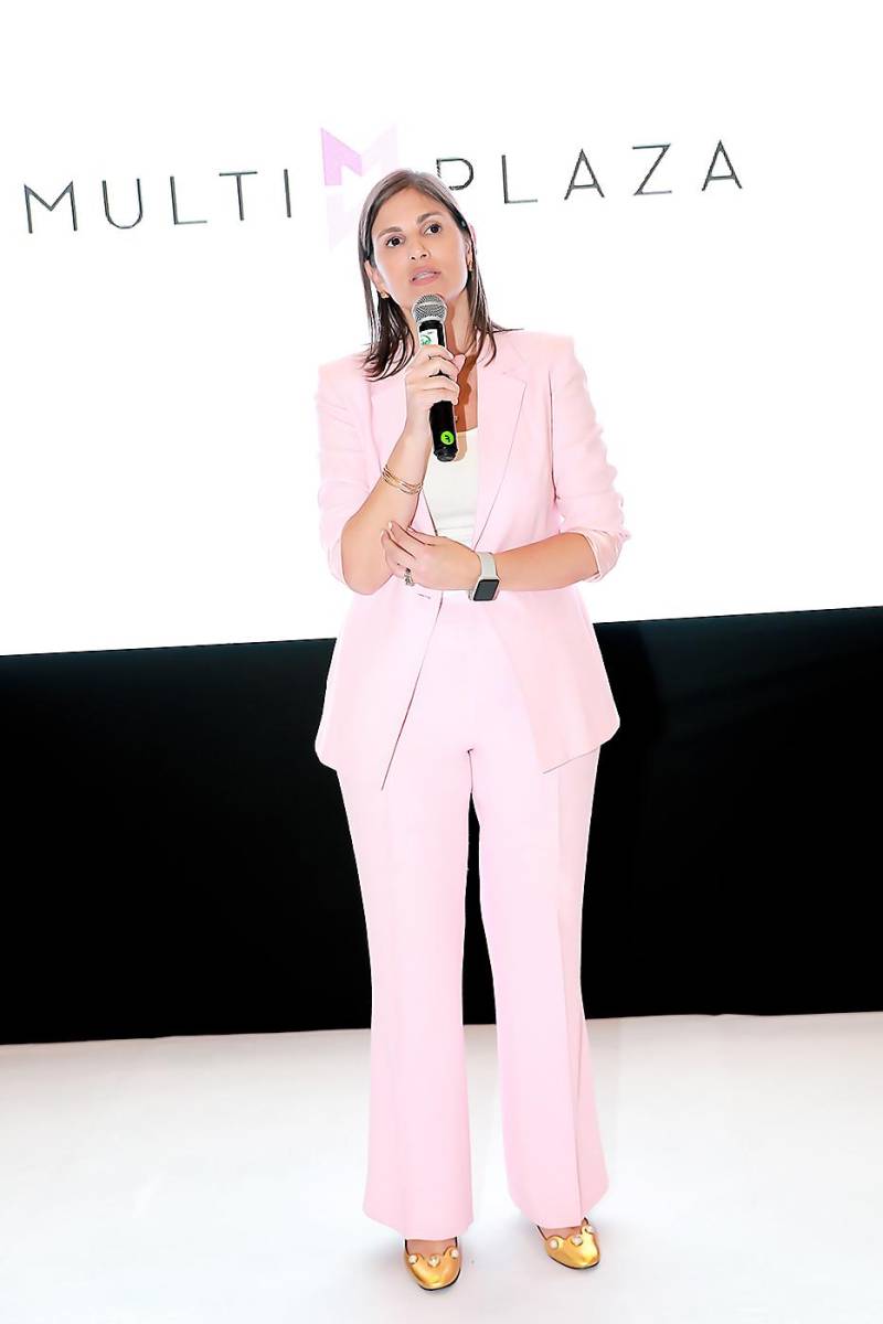 Pamela Cruz, Gerente de Mercadeo y Comercialización de Grupo Roble