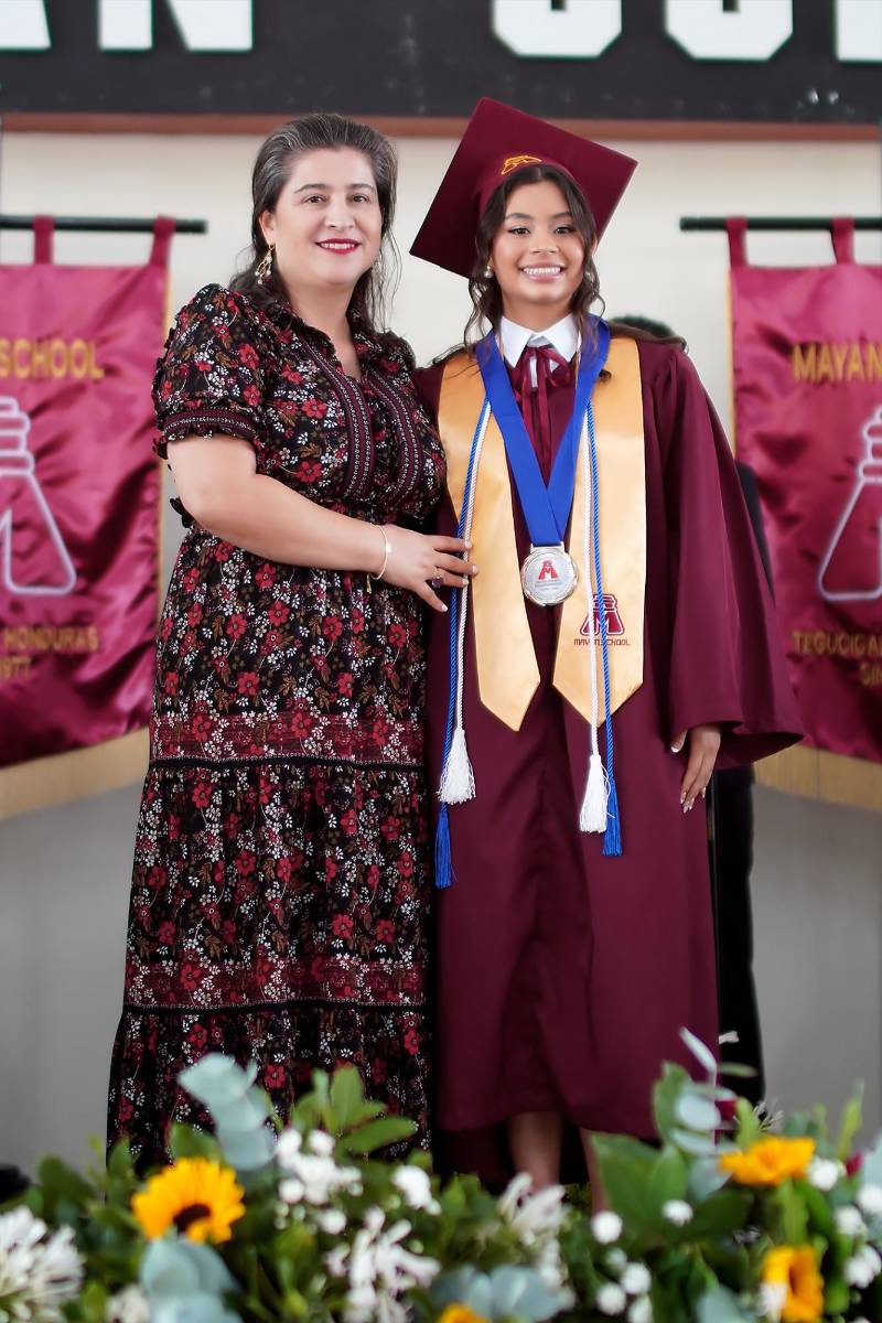 Graduación de los seniors 2026 de Mayan School