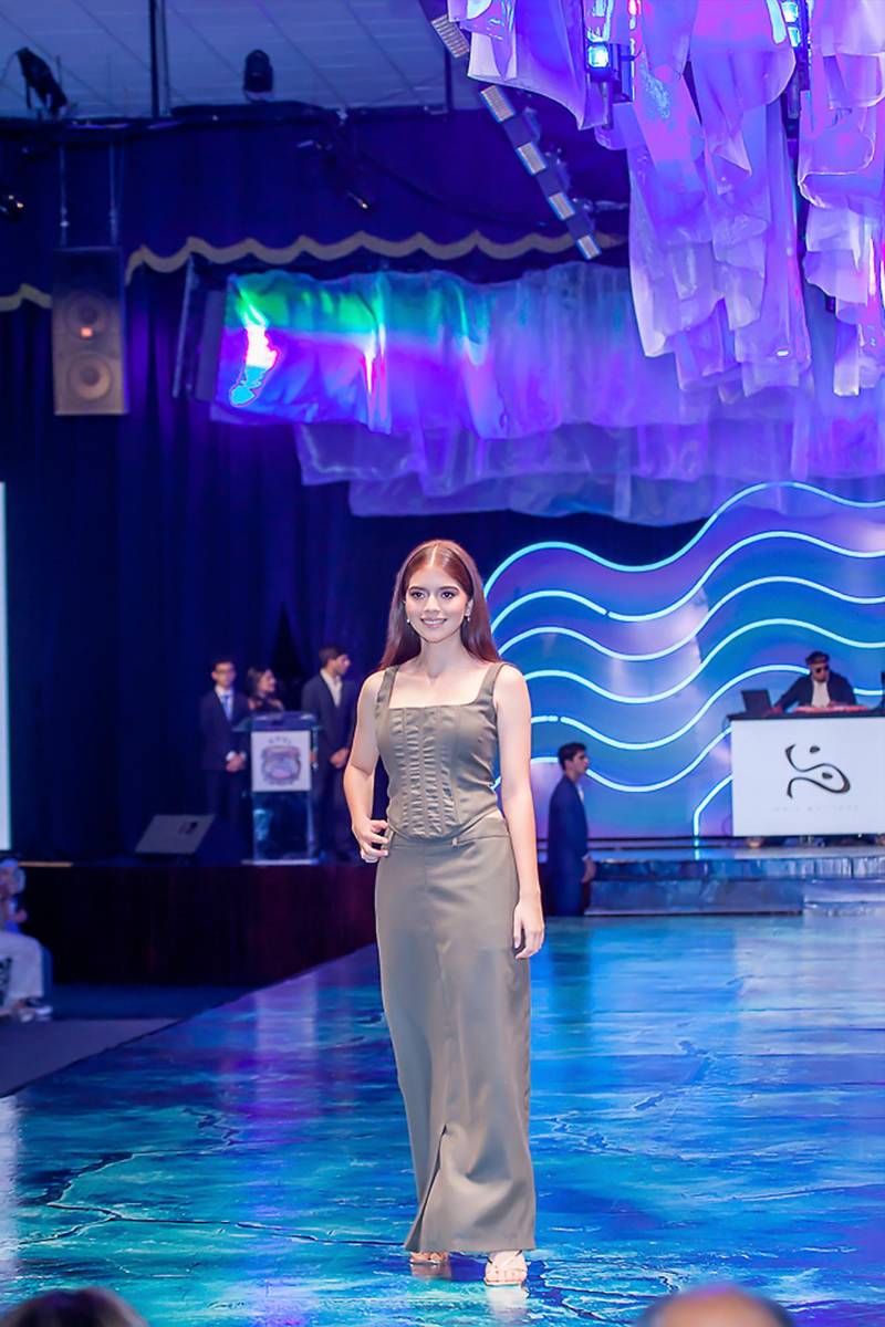 Senior Fashion Show 2026 de la Escuela Internacional Sampedrana, parte 1