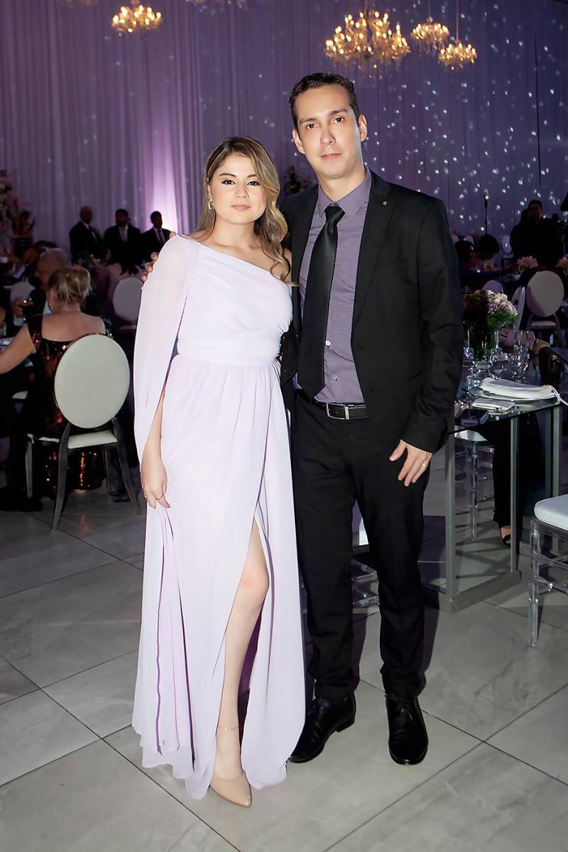 Stephanie Ortega y Roy Antúnez.