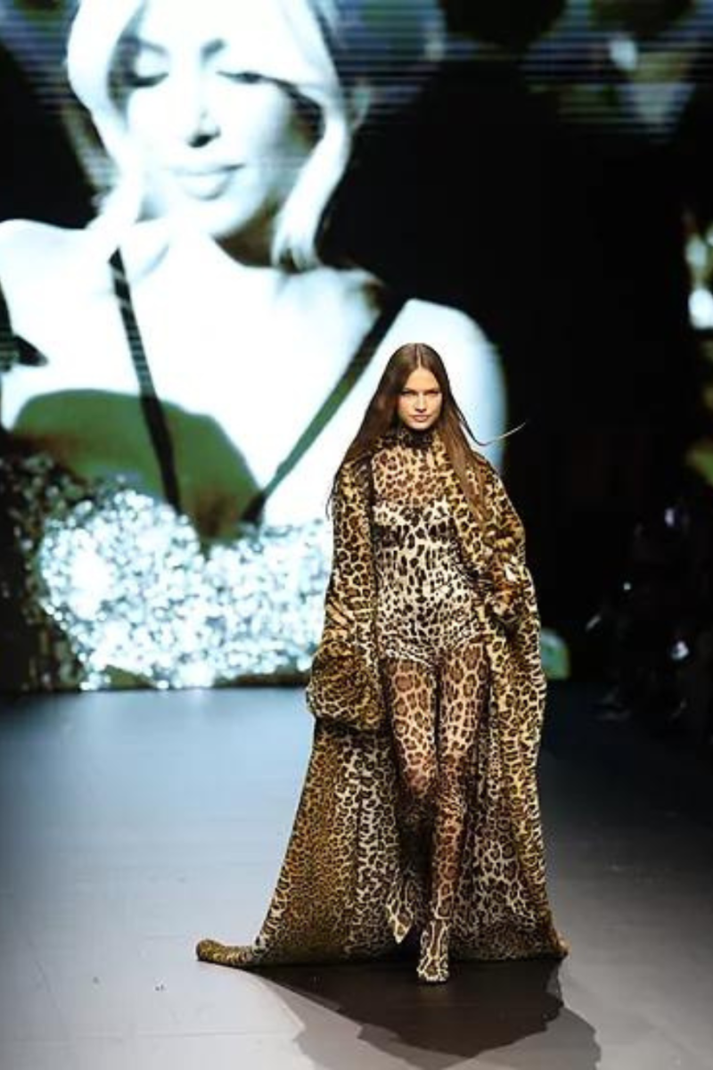Dolce &amp; Gabbana presenta colección Primavera-