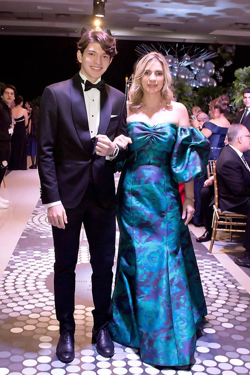 Christian José Nehring y Julieta Martínez. 