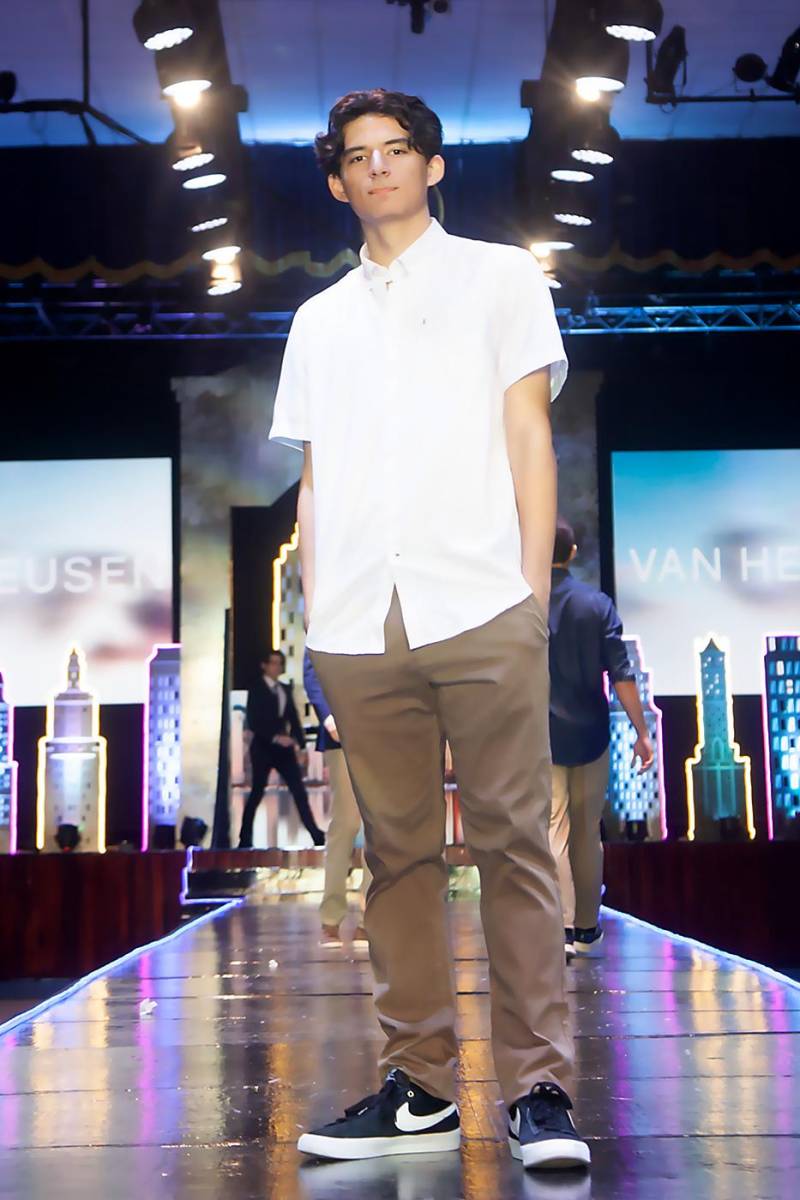 Fashion Show de la EIS 2024