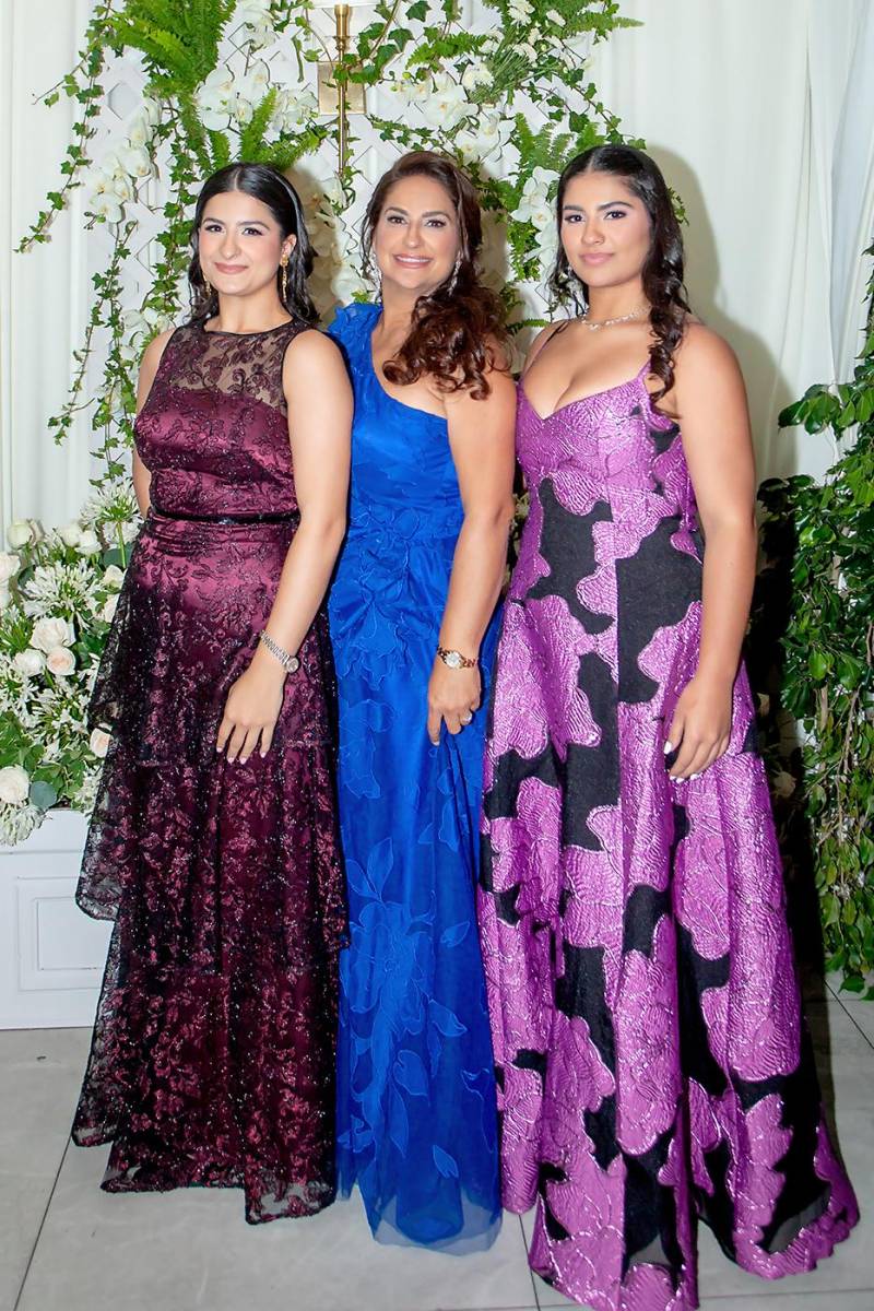 Tatyana, Tatiana y Shakira Bendeck