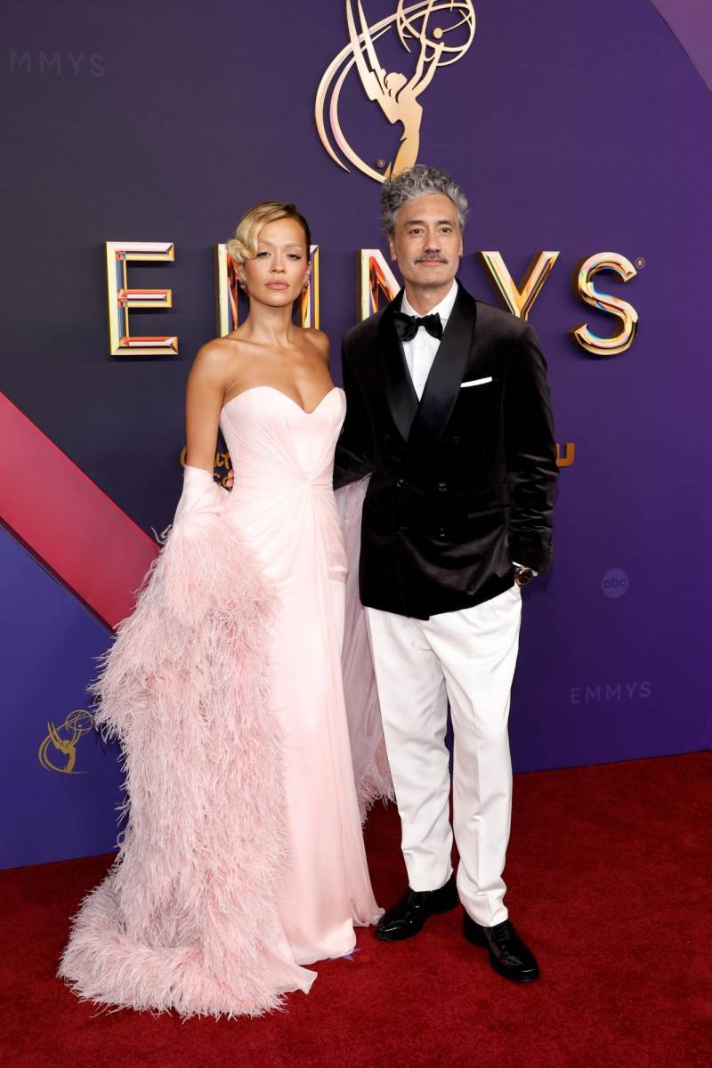 Rita Ora y Taika Waititi.