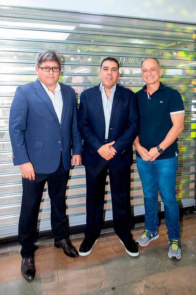 Michael Corcuera, Mario Faraj y Jason Hawit.