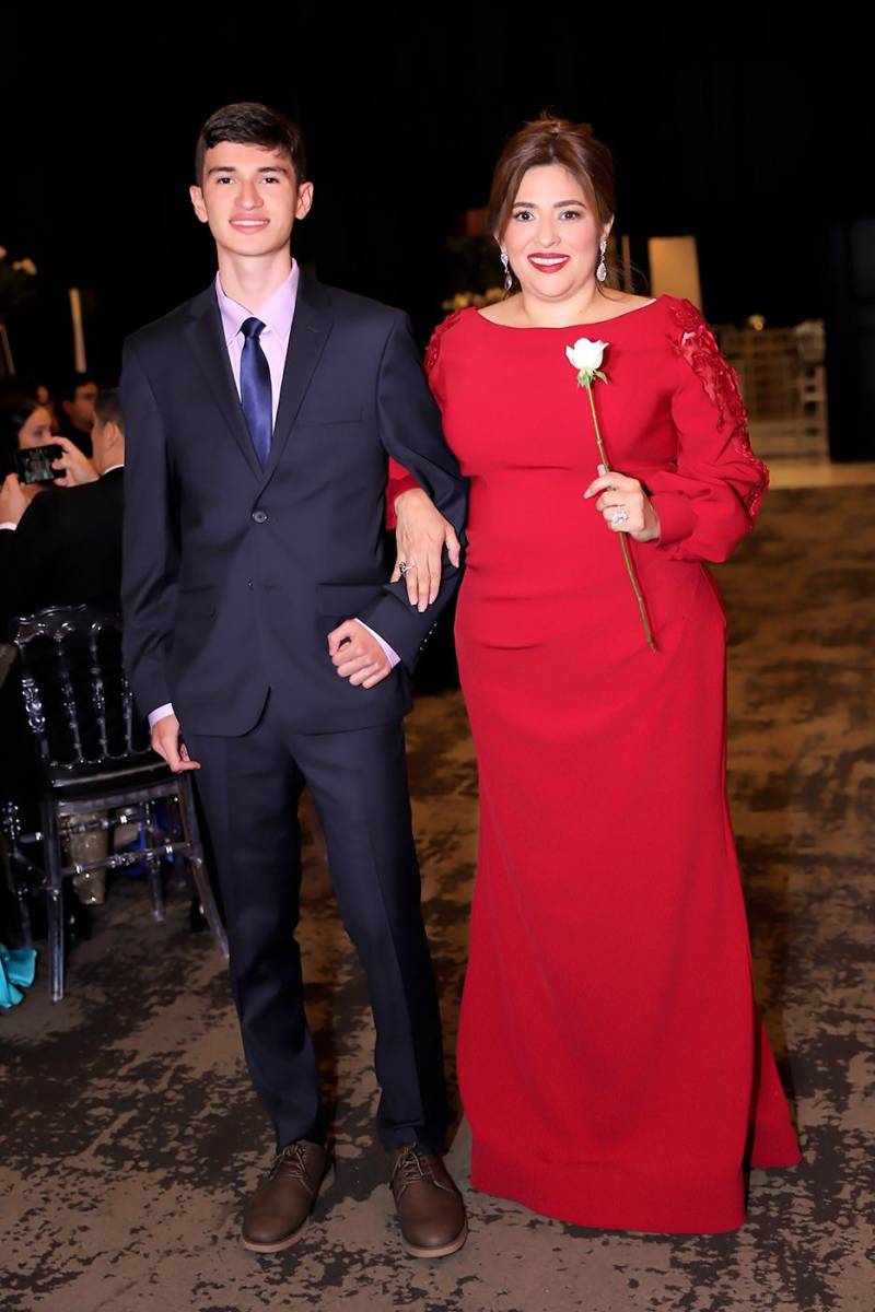 Alejandro Pavón y Alejandra Girón.