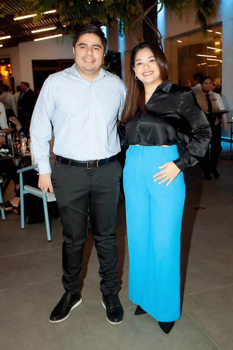 Mauricio y Johana Contreras.