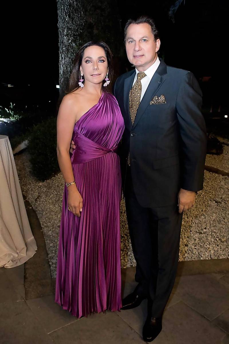  Sandra y Mario Canahuati