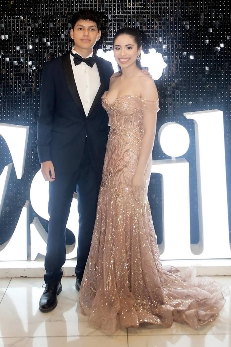 Juan Sabillón y Ariana Sigüenza.
