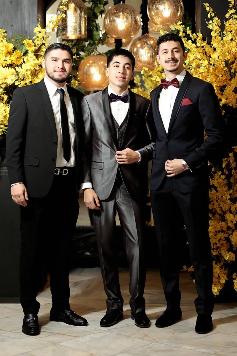 Invitados de la prom 2025 de Dowal School