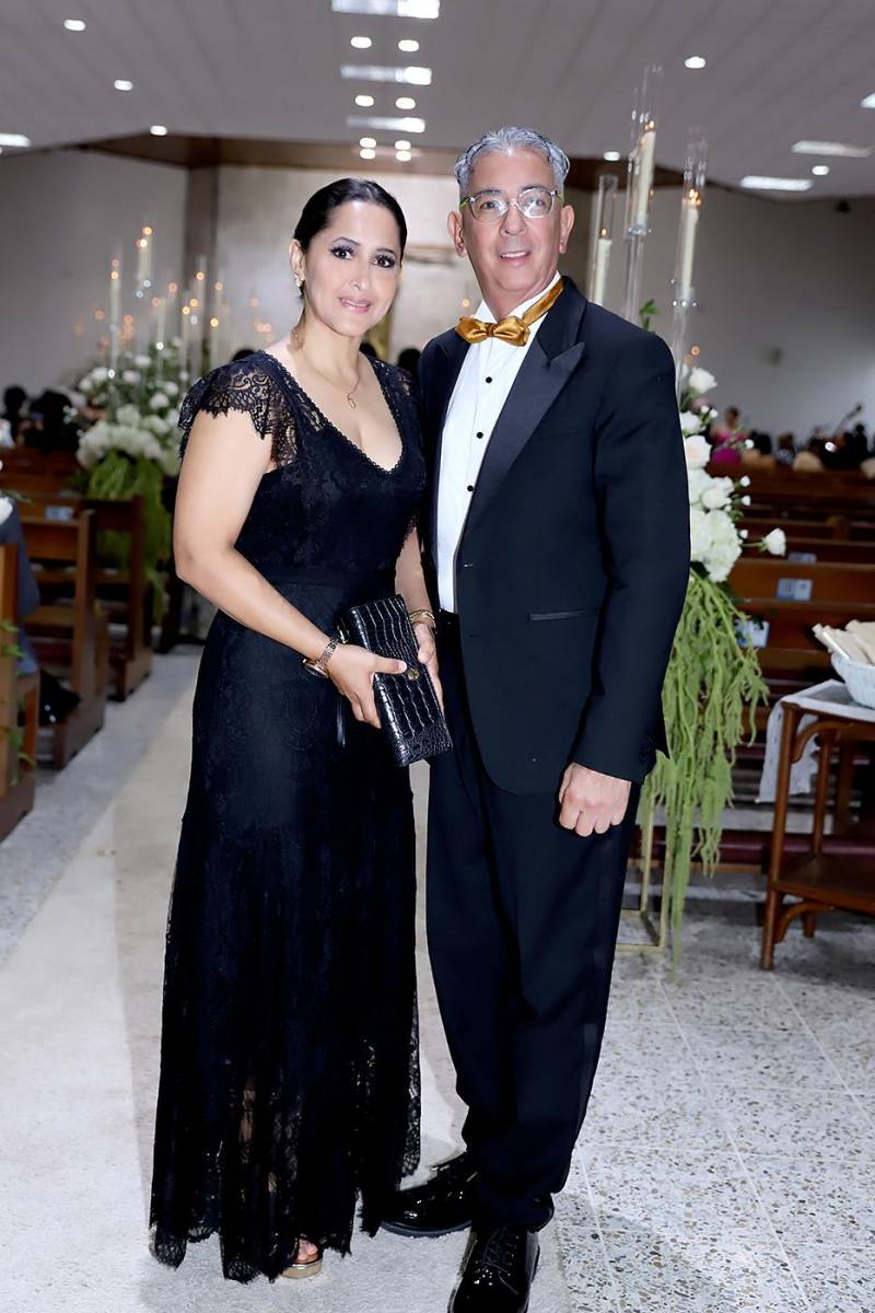 El “sí, acepto” de Victoria Khury y Víctor Kafati