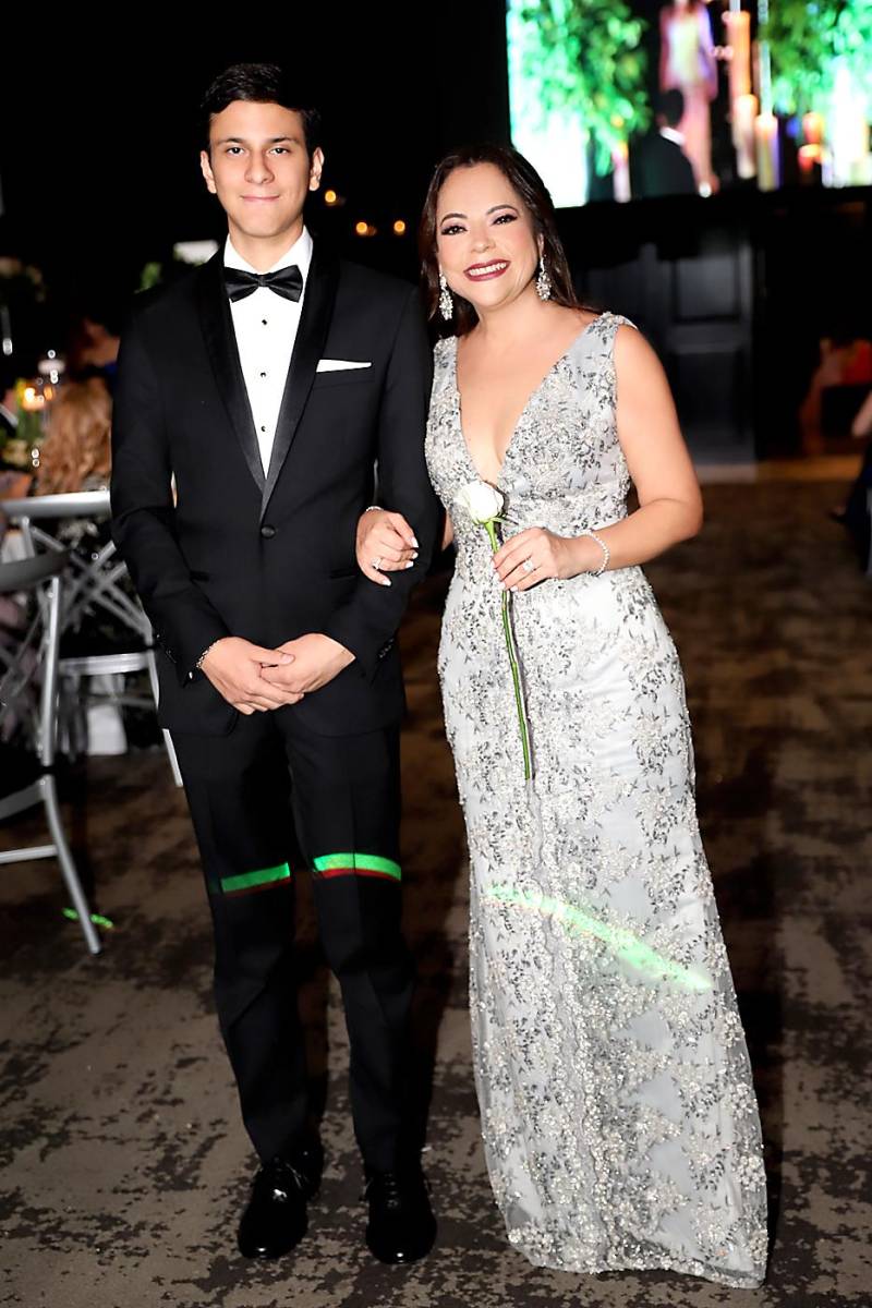 José Andres Javier y Lourdes Vides