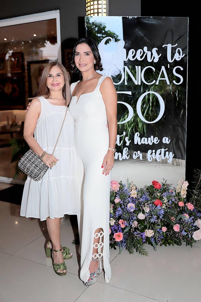 Vicky Leiva y Mónica Lama.