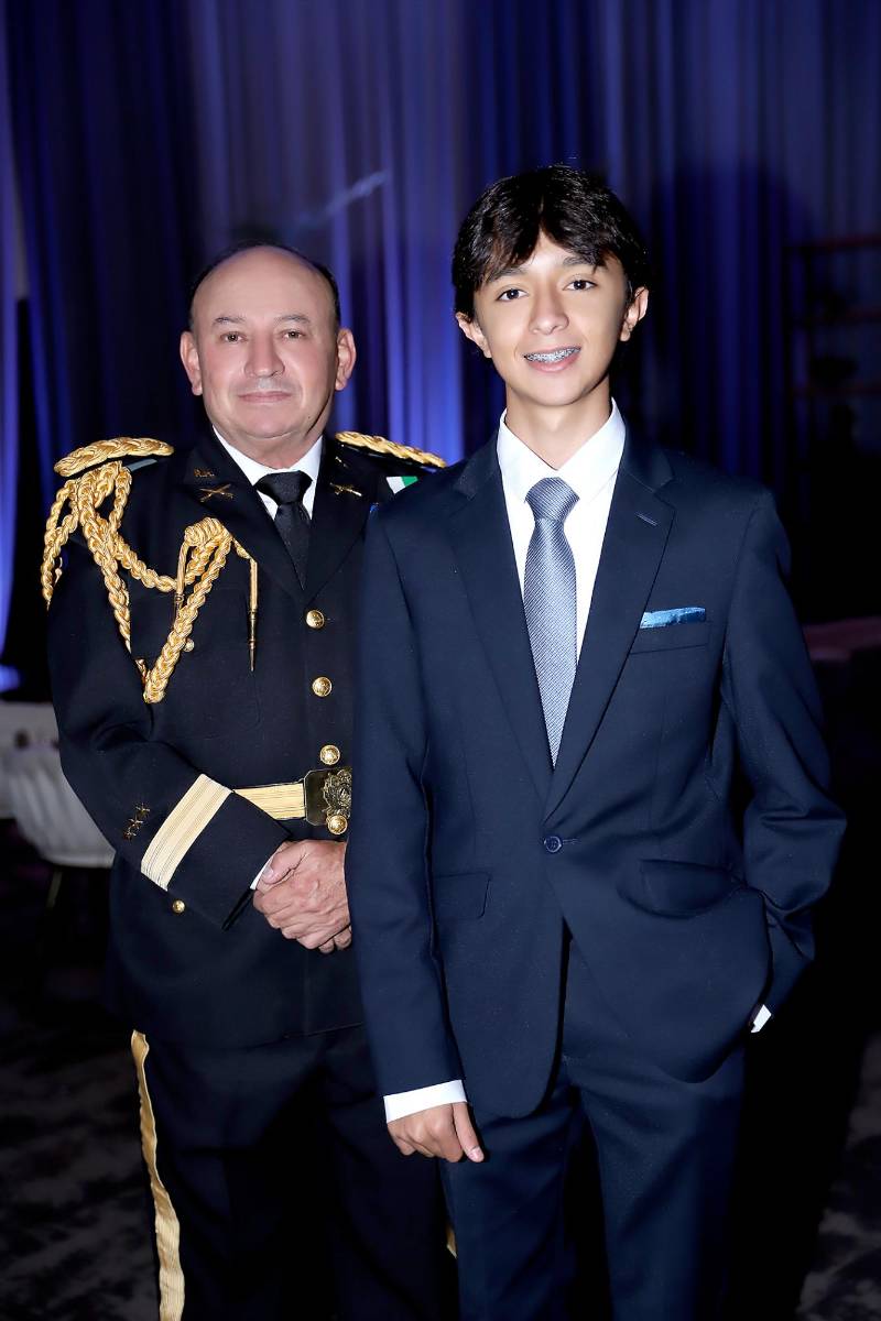 Invitados a la Prom 2026 de la Academia Los Pinares