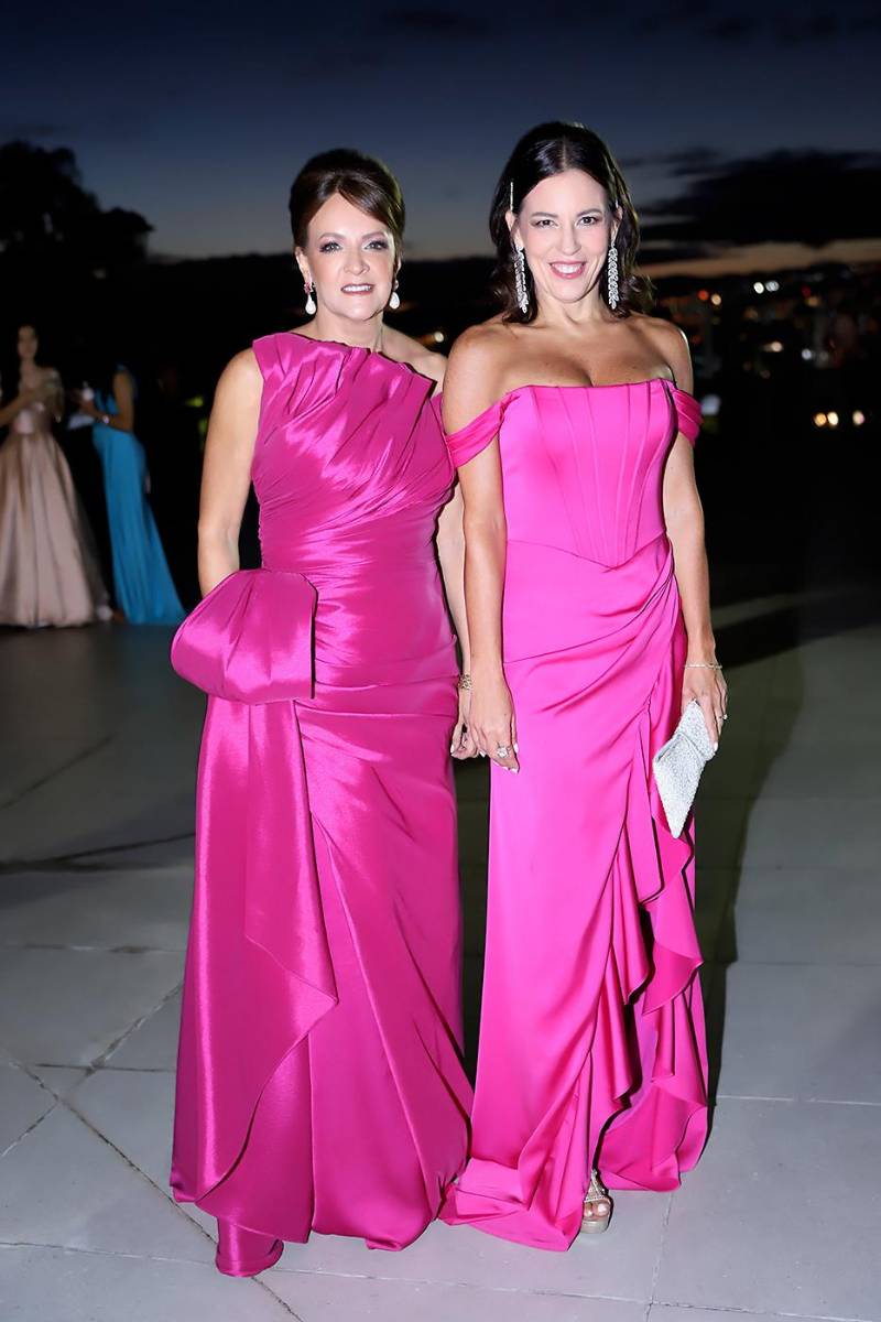 Mandy Rivera y Aída Turcios 