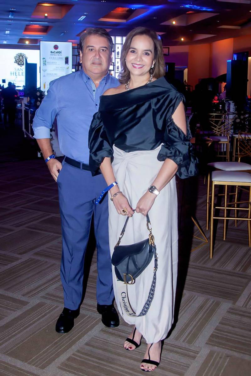 Antonio y Melissa Garza.