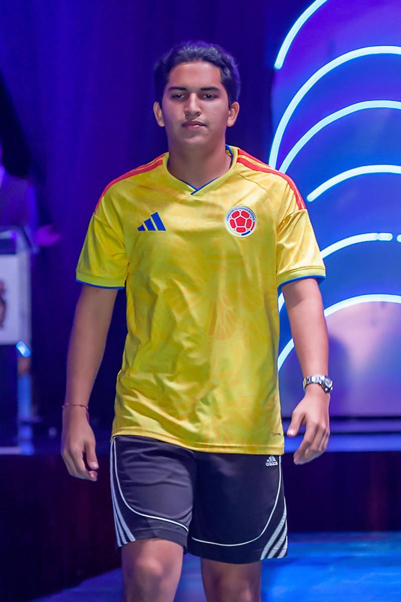 Senior Fashion Show 2026 de la Escuela Internacional Sampedrana, parte 1