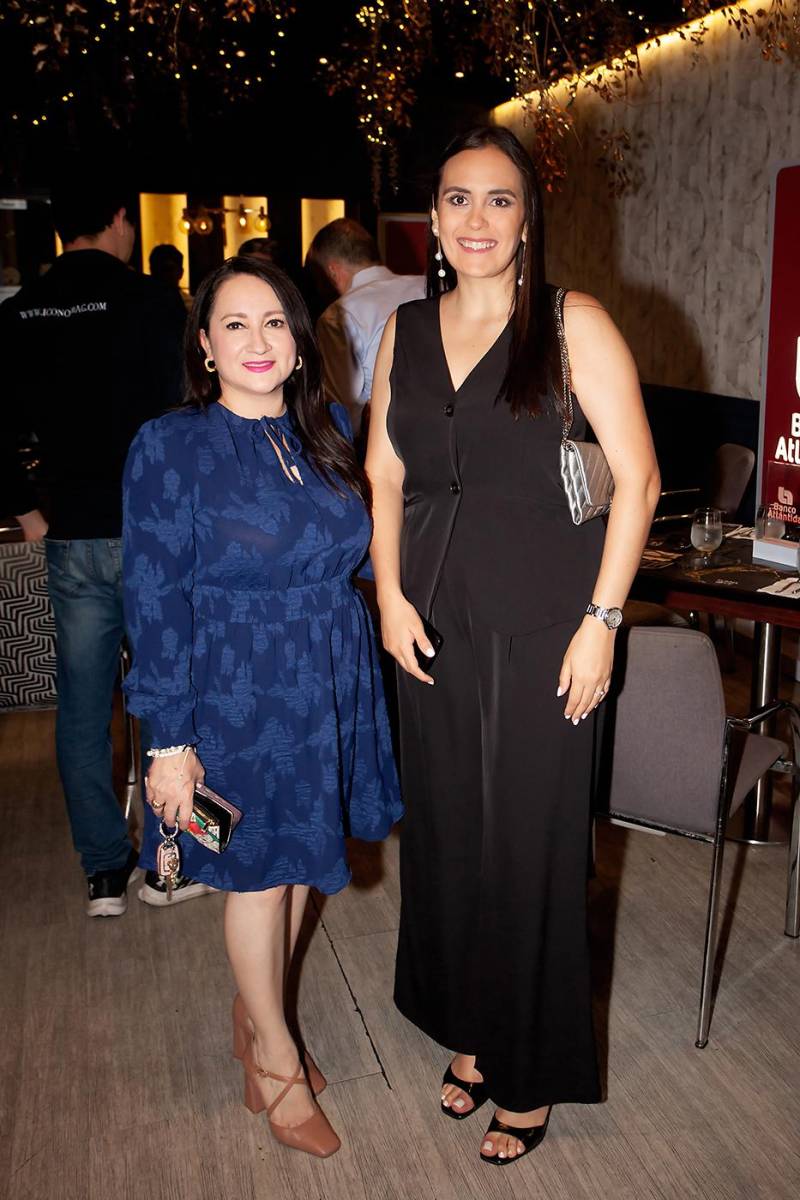 Nubia Salgrero y Monique García.