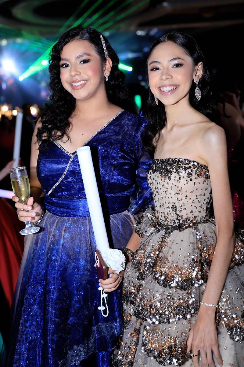 Fiesta de la prom 2025 de la Academia Los Pinares
