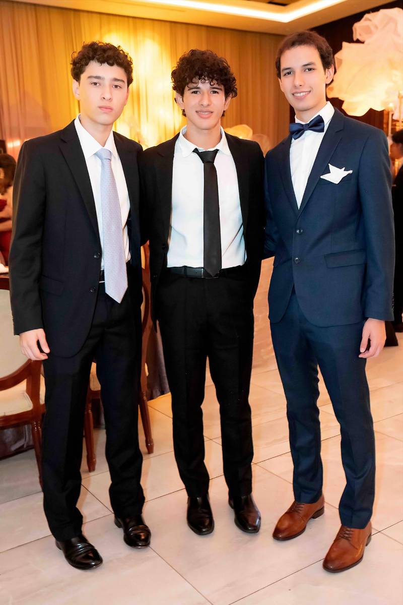 Héctor Ferreira, Elkin Rodríguez, Alessandro Paredes. 