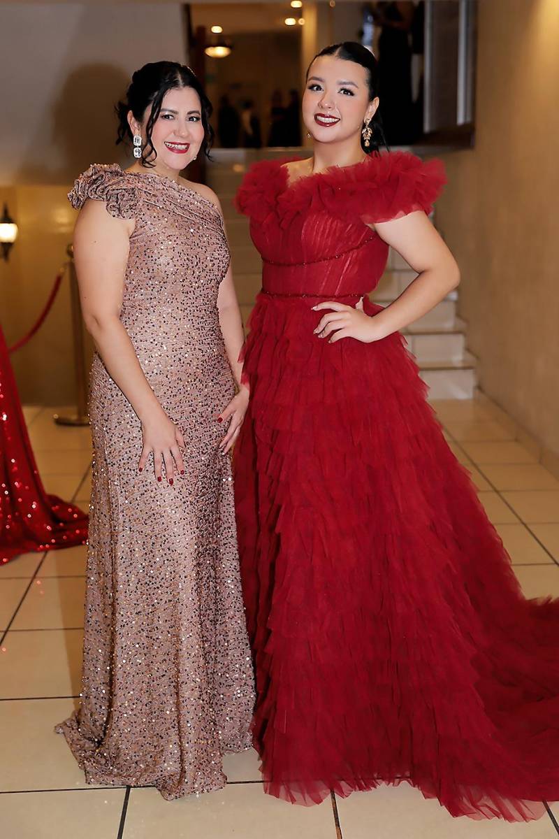 Fiesta de la prom 2024 de Mayan School