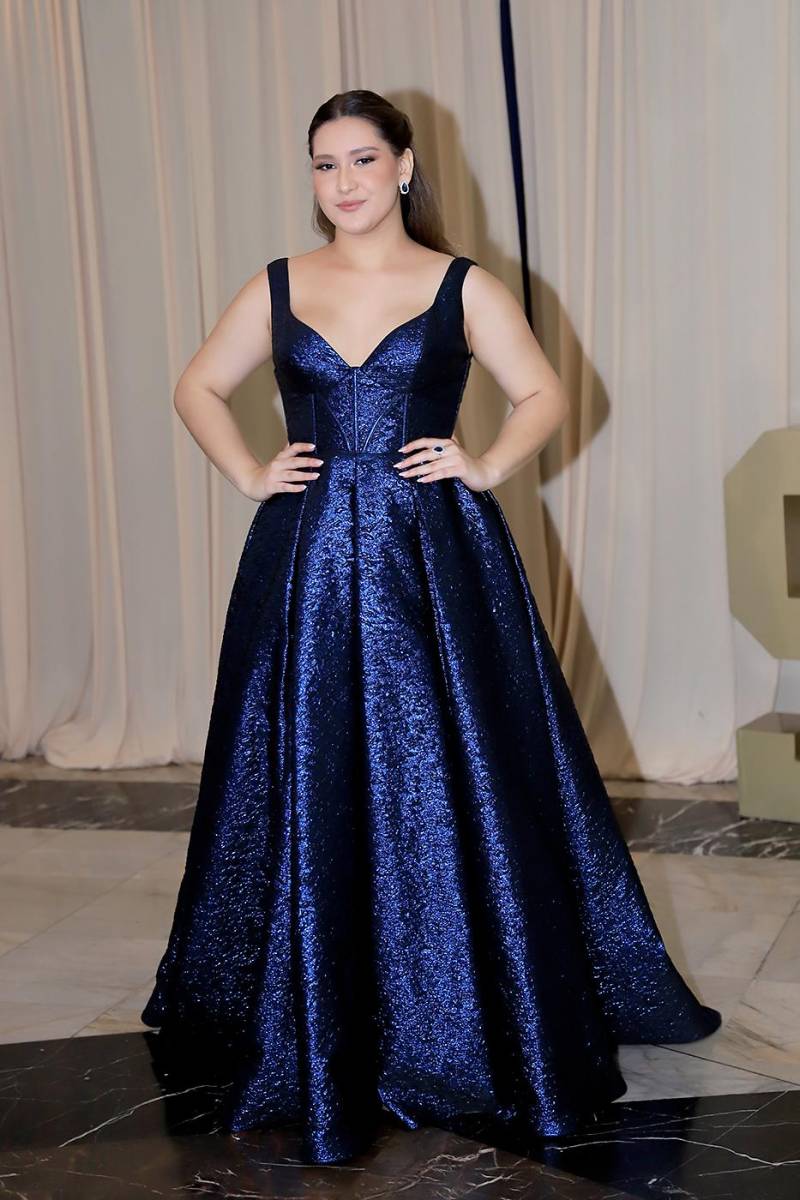 Anala Corrales.