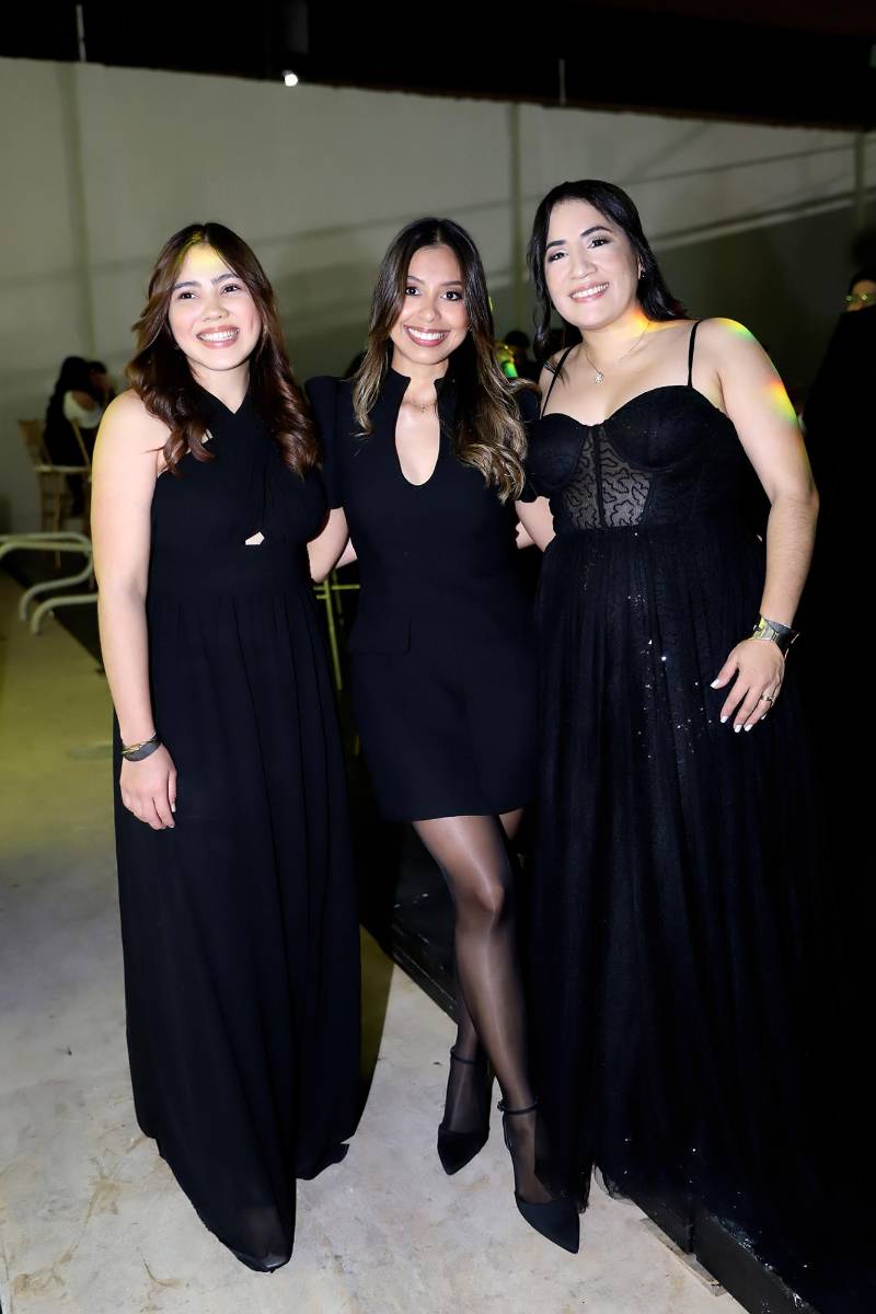 Andrea Posadas, María José Girón y Evelin Ramírez.