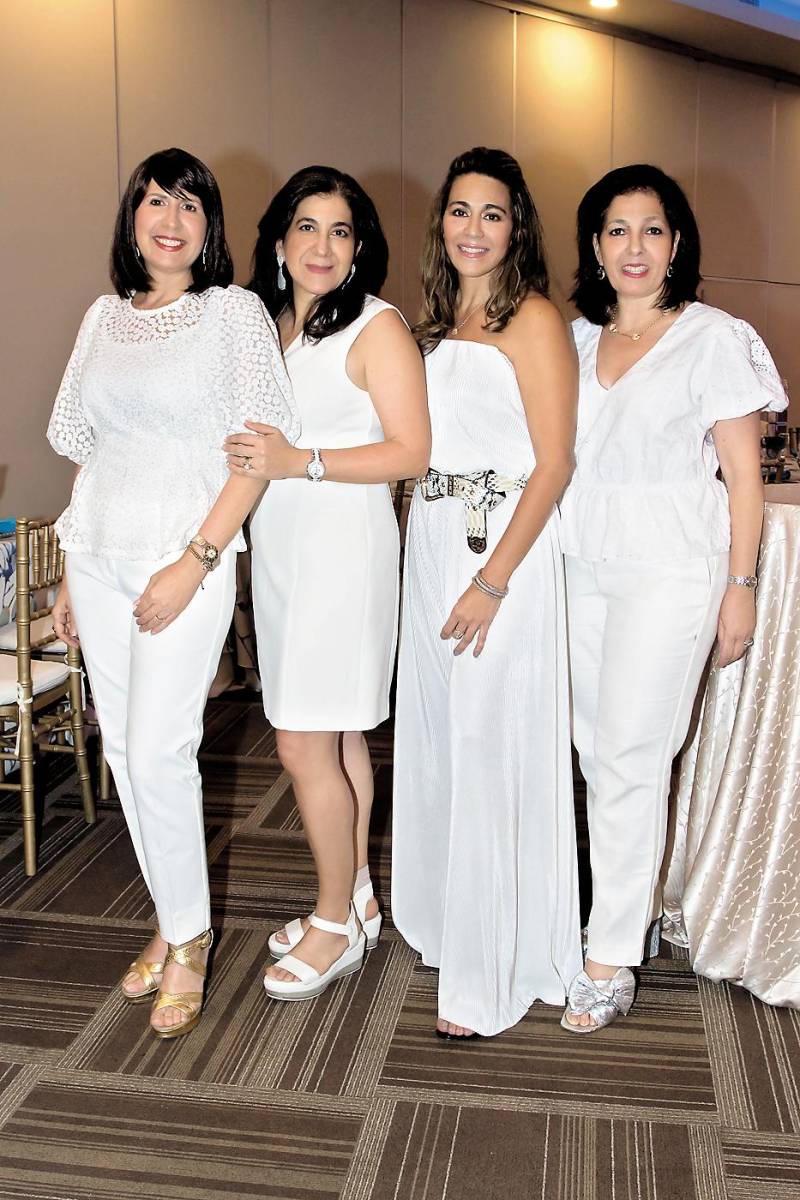 Fotogalería: White party para Claudia Kattán