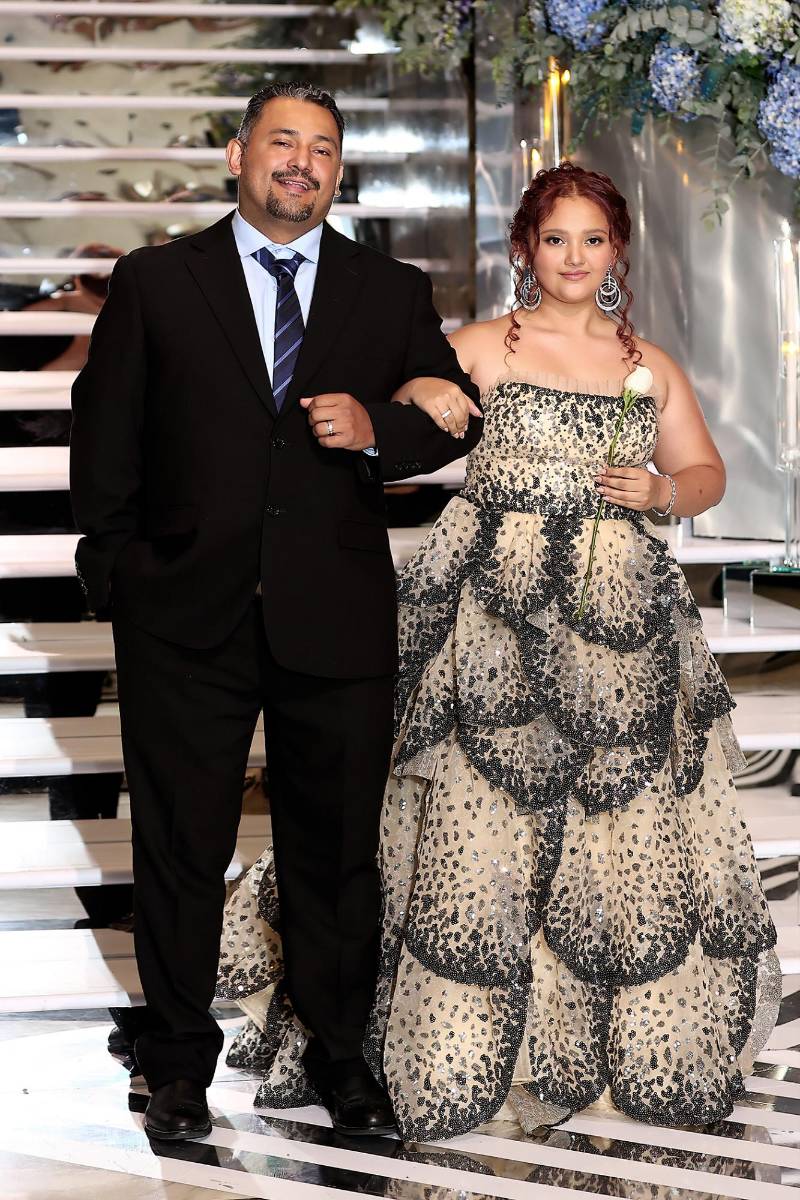 Sofia Millena McCarthy Navarro con su padre Cristian McCarthy Turcios