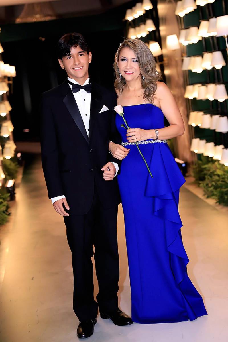 Gabriel Castillo con Leticia Caballero