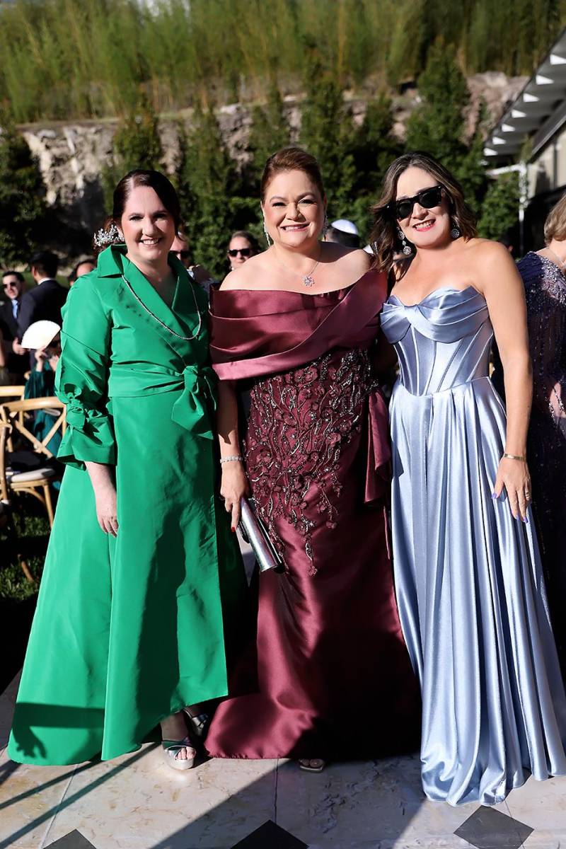 La boda de Iván Wolozny y Jacqueline Bográn