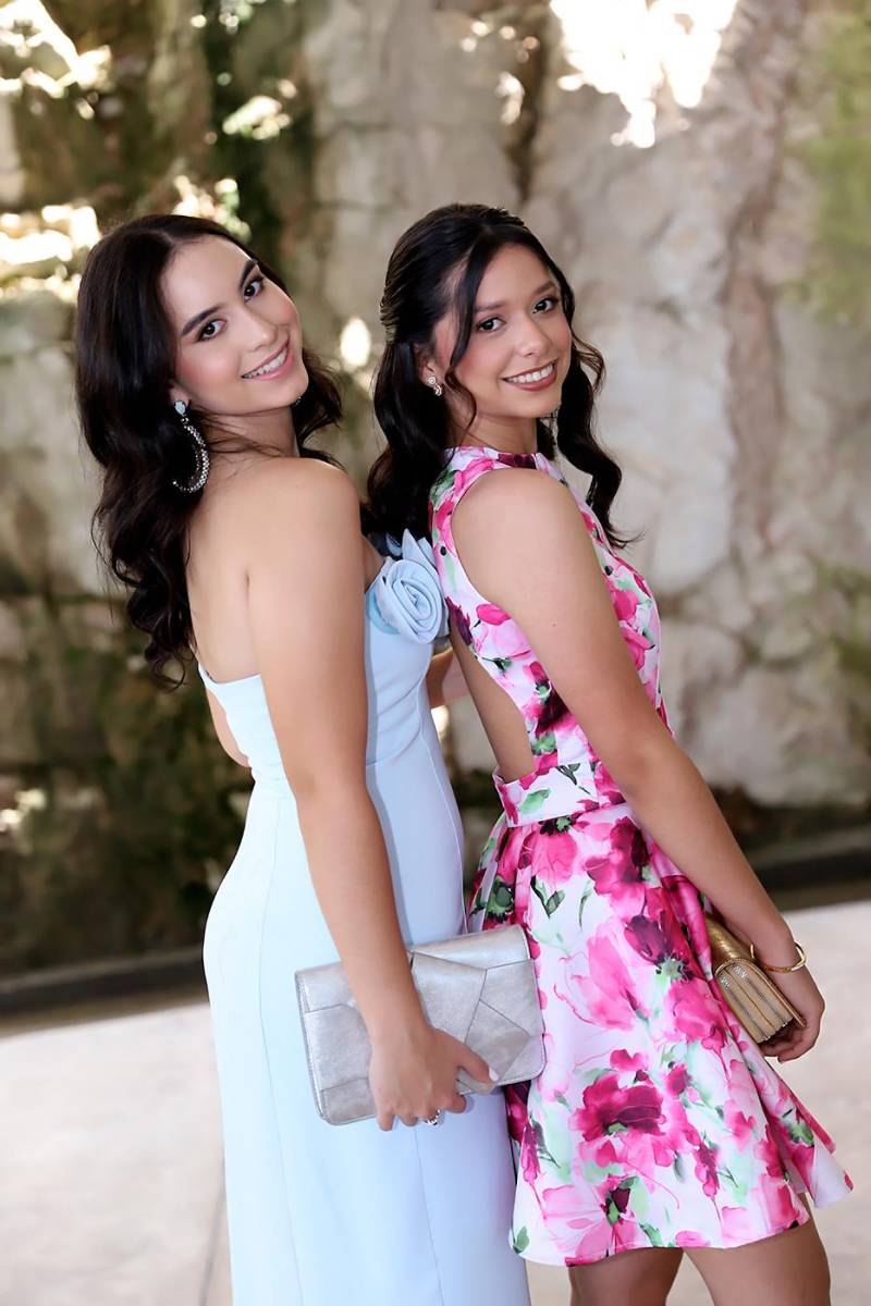 Diana Pineda y Mariana Mata. Diana Pineda y Mariana Mata.