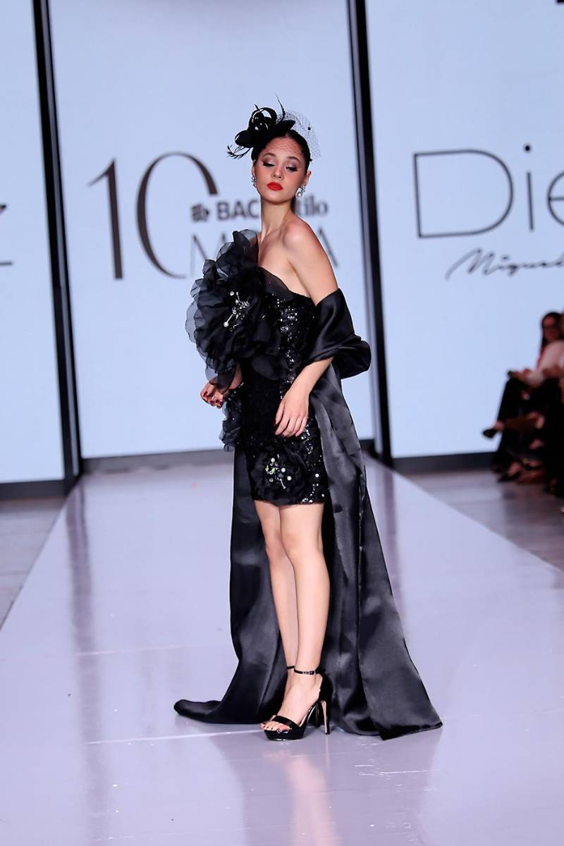 Diez por Miguel Chong en Bac Estilo Moda 2025