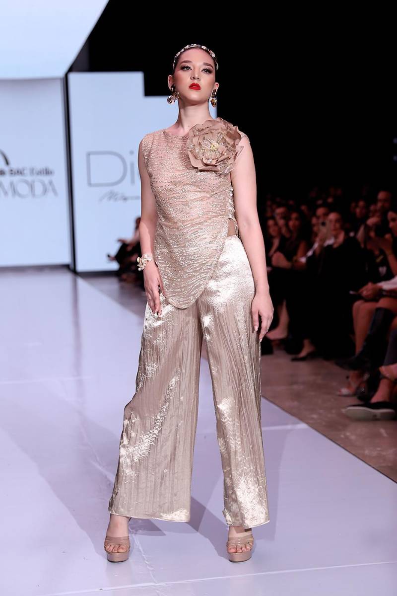 Diez por Miguel Chong en Bac Estilo Moda 2025