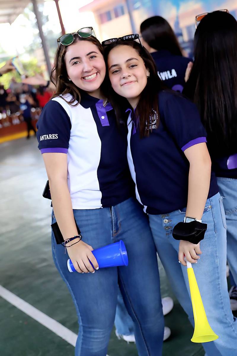 Camila Vijil e Isabella Atuán